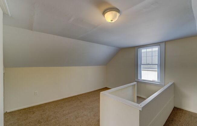 3 beds, 1 bath, 1,011 sqft, $2,100, Unit 28 Lester St - #2