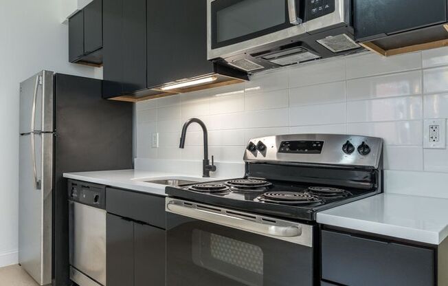 1 bed, 1 bath, 457 sqft, $1,315, Unit 31