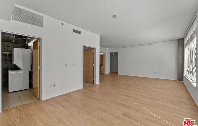 1 bed, 1 bath, 790 sqft, $2,600, Unit 1019