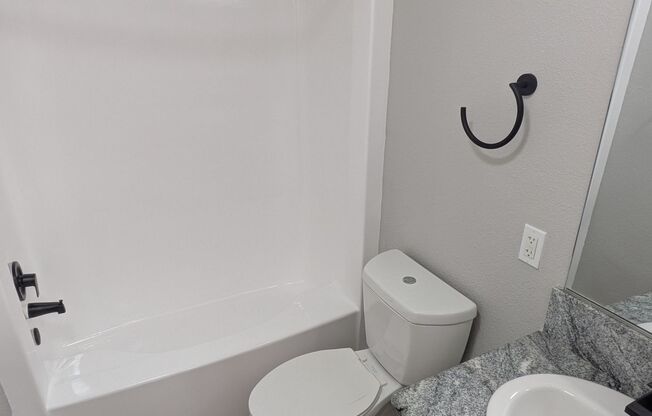 3 beds, 2 baths, 1,300 sqft, $3,750, Unit 469A