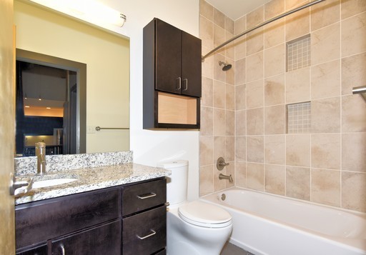2 beds, 2 baths, 900 sqft, $1,599, Unit 3114