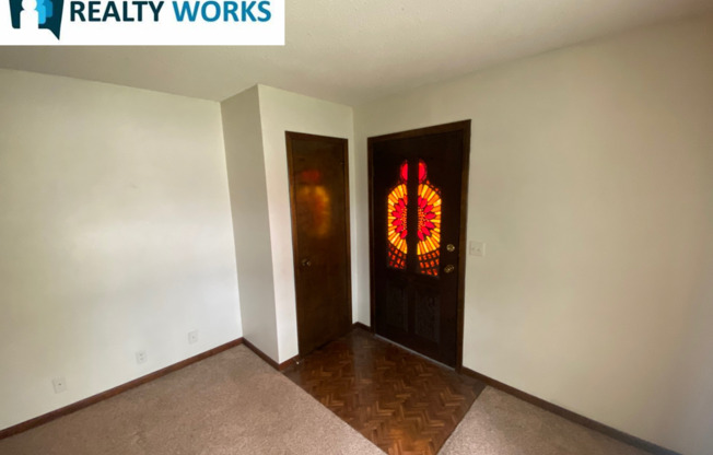 5501 S 38th - 3745 Wildbriar