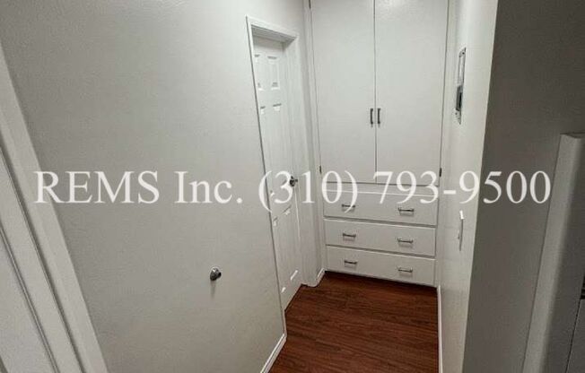 1 bed, 1 bath, 480 sqft, $1,750, Unit B