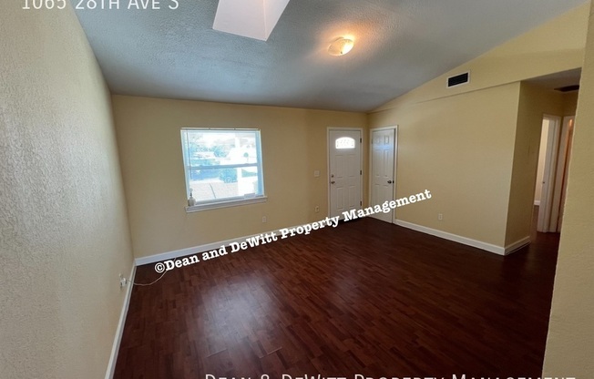 1065 28 AVE S