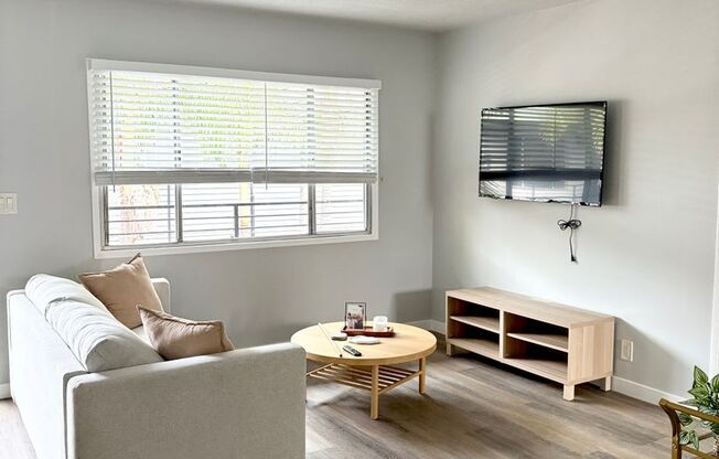 2727 2741 ABBOT KINNEY BLVD