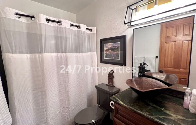 3 beds, 2 baths, $2,995