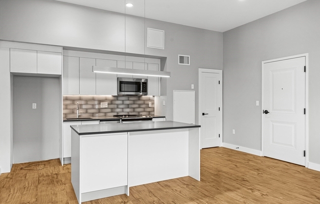 524 MAIN