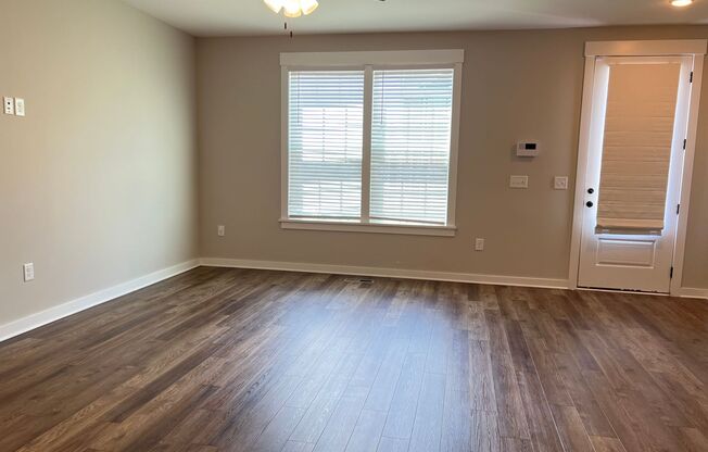 3 Bed | 2.5 Bath Townhouse with Loft in Wake Forest