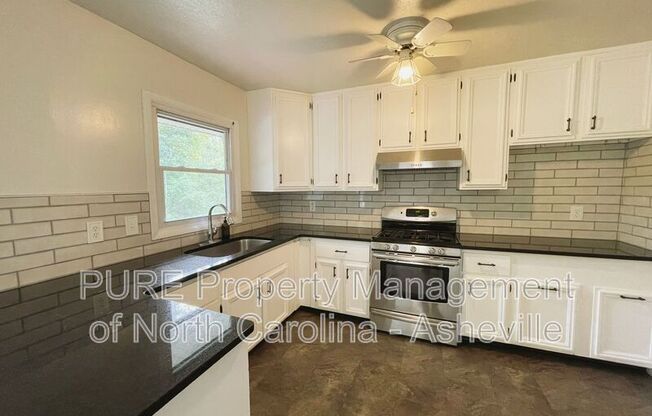 44 WAKE ROBIN WAY