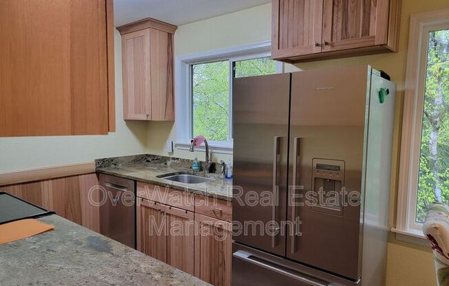 3031 LOIS DR