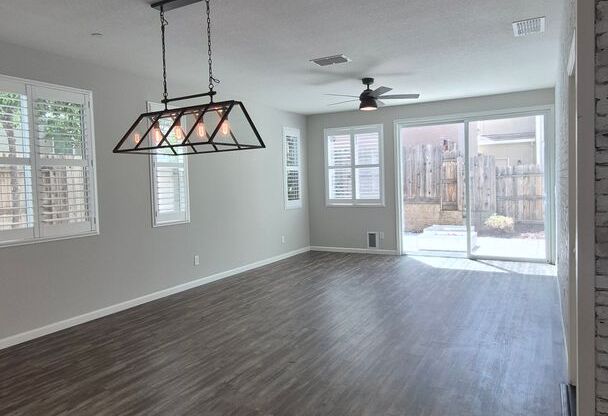 Beautiful 3-Bedroom, 2.5-Bathroom Home in Rocklin