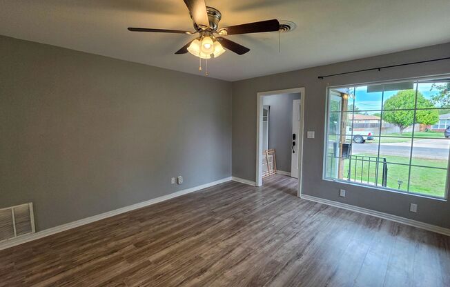4-Bed, 2-Bath Two-Story Home Near Avondale Elementary