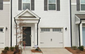 11009 WOODLAND CRK WAY