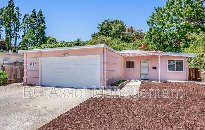 1588 RIDGECREST RD