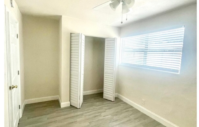 2 beds, 1 bath, $1,800, Unit 5