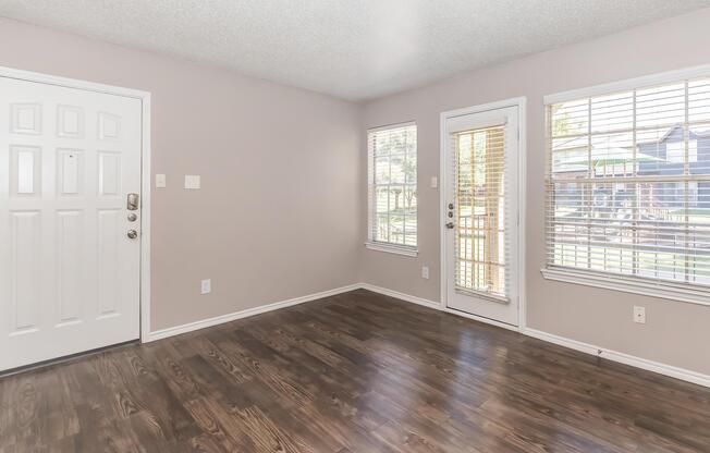 Home - Eagle's Point Apartment Homes - Fort Worth, TX