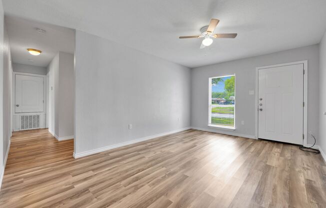 Charming 4-Bedroom Home Near Sam Houston High School – 314 Lynhaven Dr, San Antonio, TX