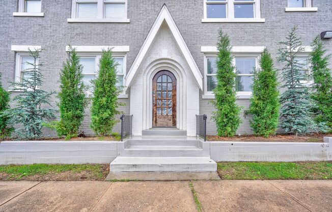 SUPER COZY APARTMENT IN THE HEART OF DOWNTOWN OKC