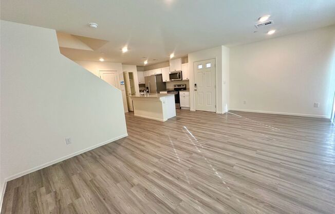 Modern & Spacious Townhouse in Gated Community – Prime Southwest Location!