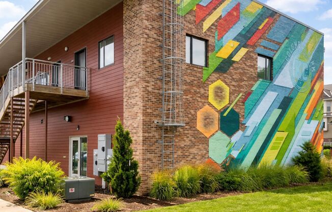 2 beds, 1 bath, 900 sqft, $1,099, Unit 5-301