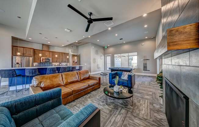 Clubroom with lounge area