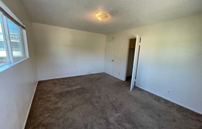 2 beds, 2 baths, $4,600, Unit A