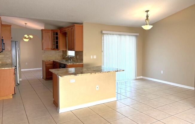 Beautiful 4 Bedroom, 2 Bath Split‑Floor‑Plan Home in Lakeside — Kissimmee, FL