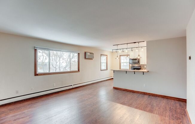 441 Grand Ave
