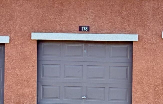 3 beds, 2 baths, $1,500, Unit UNIT 1179