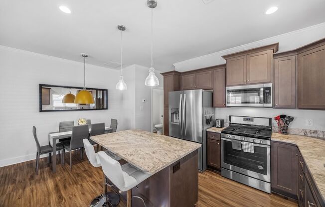 3 beds, 2.5 baths, 1,580 sqft, $2,400, Unit AV137