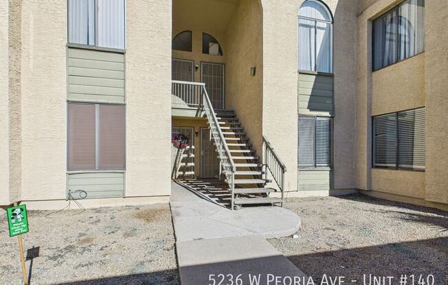 5236 W PEORIA AVE