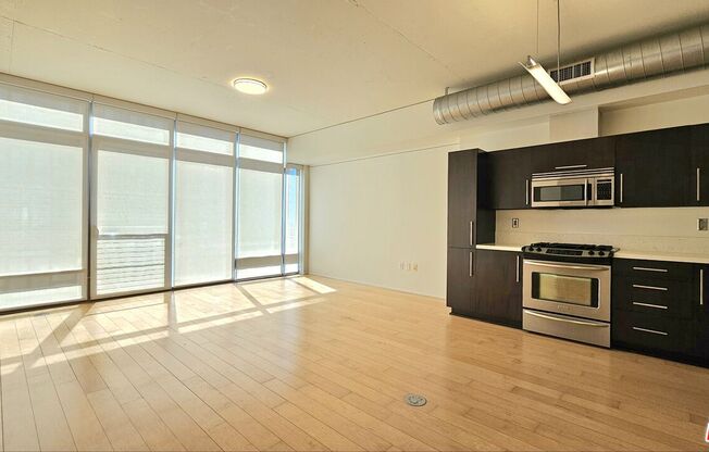 1 bed, 1 bath, 870 sqft, $2,750, Unit 1005