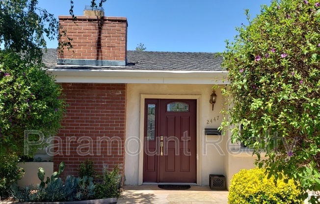 2447 WARBURTON AVE