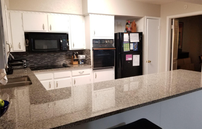 7555 BRENTCOVE CIR