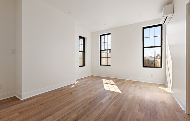 152 N 10 ST