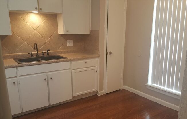 1 bed, 2 baths, 1,003 sqft, $1,440, Unit 1026