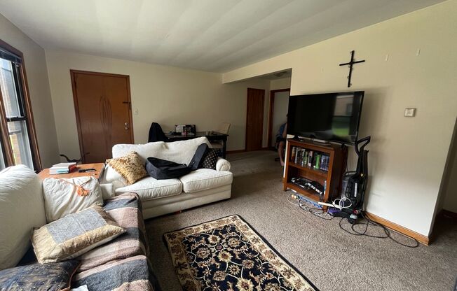 7254 W. Center St.