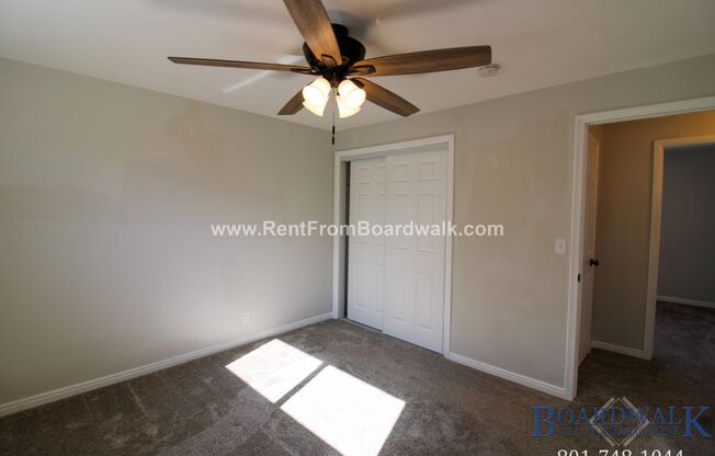 2 beds, 1 bath, 1,014 sqft, $1,499, Unit 498 E Paty Circle -Upstairs