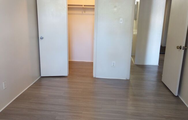 1 bed, 1 bath, $1,000