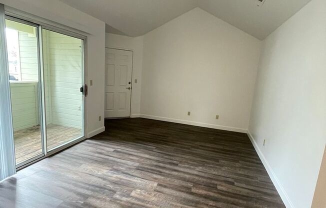 1 bed, 1 bath, 625 sqft, $1,610, Unit 286