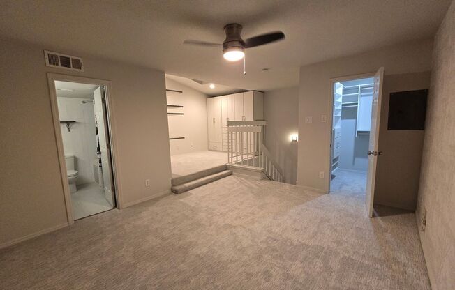 Modern Townhome with Attached Garage in Prime Dallas Location – Steps from Katy Trail!