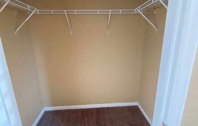 2 beds, 2 baths, 1,048 sqft, $1,295, Unit 4500-101