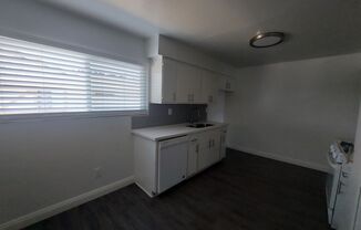 1 bed, 1 bath, $1,995, Unit 18