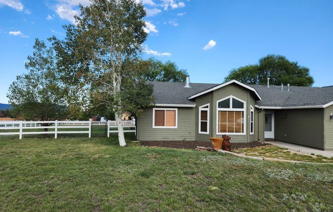 Beautiful home in Hutchinson Acres