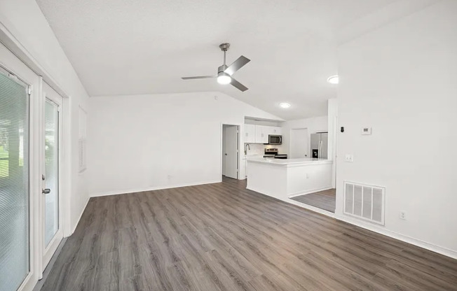 3438 SW MARTIN ST
