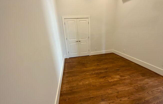 1 bed, 1 bath, $1,050, Unit 114-202 Broad St