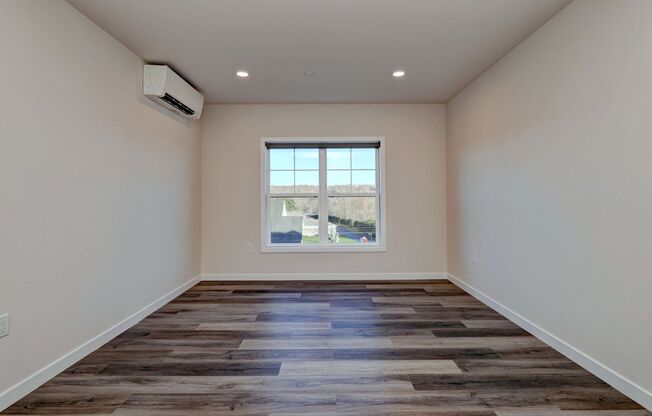1 bed, 1 bath, 740 sqft, $2,100, Unit Apt 1105