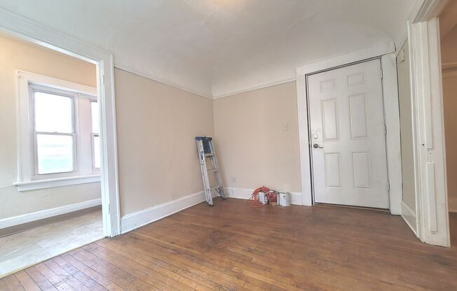 Studio, 1 bath, $745, Unit 112
