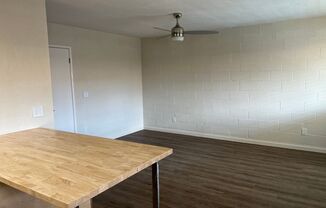 2 beds, 1 bath, 850 sqft, $1,169, Unit 21