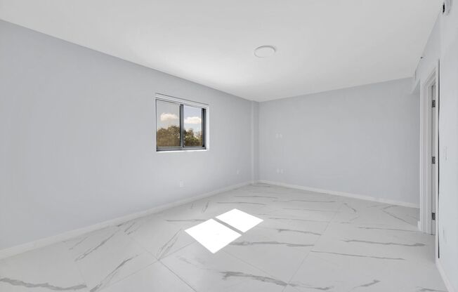 2 beds, 2 baths, 1,024 sqft, $3,230, Unit 400